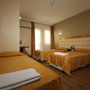 Dreibettzimmer